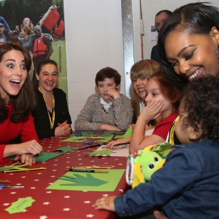 15 Dec 2015, London, England, UK --- The Duchess of Cambridge attends the Anna Freud Centre Family School Christmas party at the Anna Freud Centre, London, UK, on the 15th December 2015. Picture by Chris Jackson/WPA-Pool Pictured: Duchess of Cambridge, Catherine, Kate Middleton --- Image by © Splash News/Splash News/Corbis