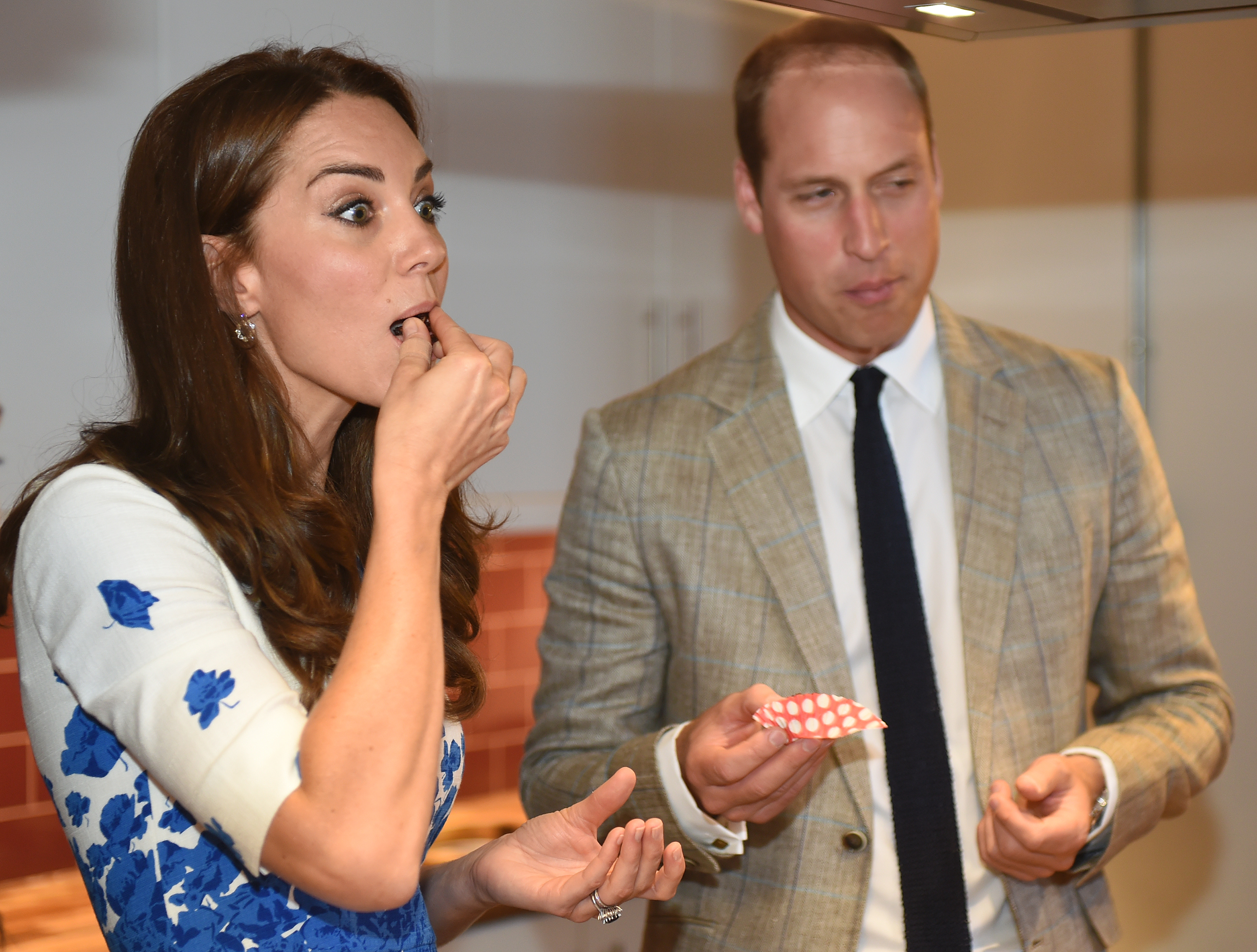 The Duke and Duchess of Cambridge visit Bute Mills, to learn about the work of Youthscape in Luton, Bedfordshire, UK, on the 24th August 2016. Picture by Eddie Mulholland/WPA-Pool Pictured: Duchess of Cambridge, Catherine, Kate Middleton, Prince William, Duke of Cambridge Ref: SPL1339916 240816 Picture by: Splash News Splash News and Pictures Los Angeles:310-821-2666 New York: 212-619-2666 London: 870-934-2666 photodesk@splashnews.com 